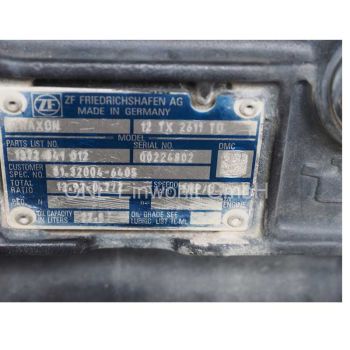 Gebrauchtes ZF Traxon Getriebe 12 TX 2611 TO mit 56.901 km Laufleistung, Typenschild